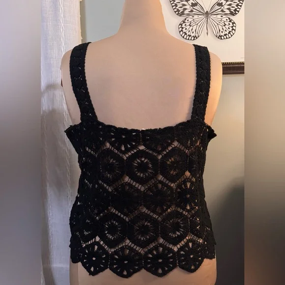 EUC Torrid Festi Crochet Top in Black - Picture 2 of 7
